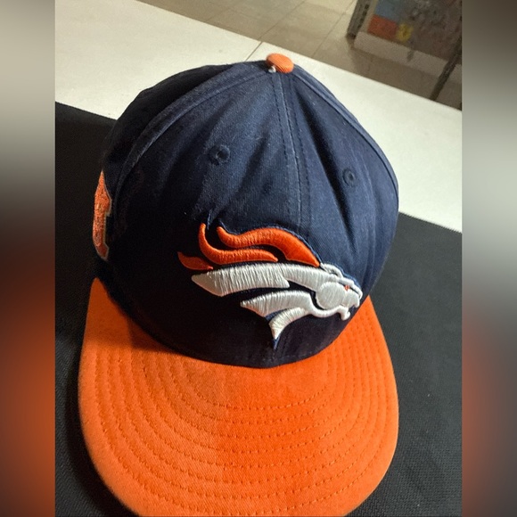 Denver Broncos New Era 59Fifty Medium Cap NFL On Field 5950 Hat Football - Picture 1 of 6